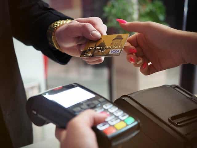 Small Business Owner Guide to Merchant Cash Advance