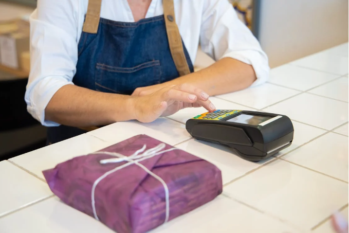 How to Accept Credit Card Payments as a Small Business- ComparedBusiness