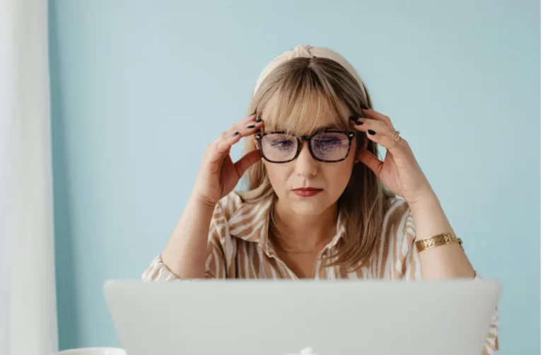 VoIP or Analogue Phone System: Which One Should You Choose?